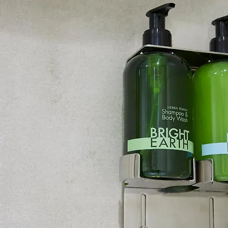 The Hideaway @ Empire 39, Town Centre Location, Close To Train Station- Yorkshire Coast Holiday Lets. Scarborough