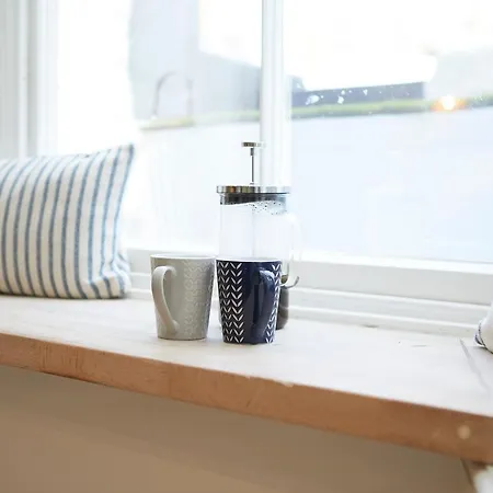 The Hideaway @ Empire 39, Town Centre Location, Close To Train Station- Yorkshire Coast Holiday Lets. Apartman